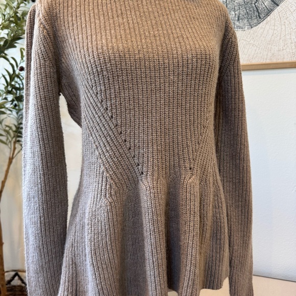POL Tailored Elegant Sweater NWOT - Picture 2 of 10